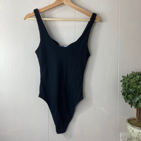Zara Black Knit Ribbed Sweet Heart Neckline Bodysuit Top Size Small - Picture 8 of 10